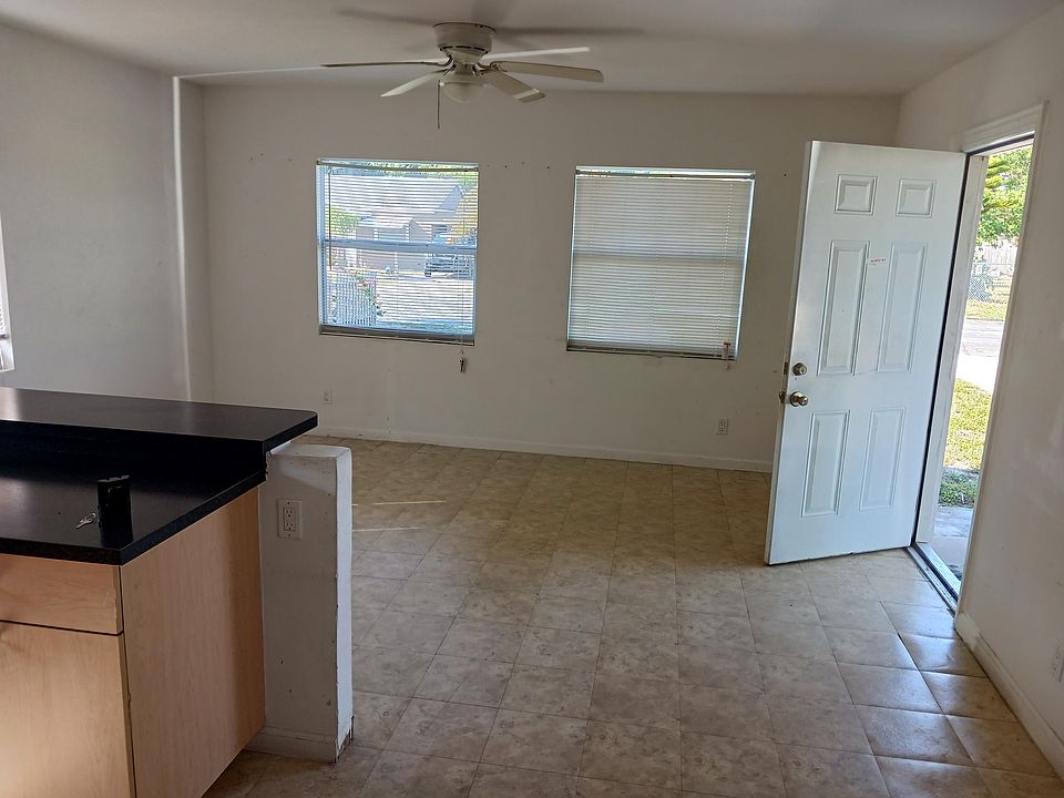1st image of 710 51st St