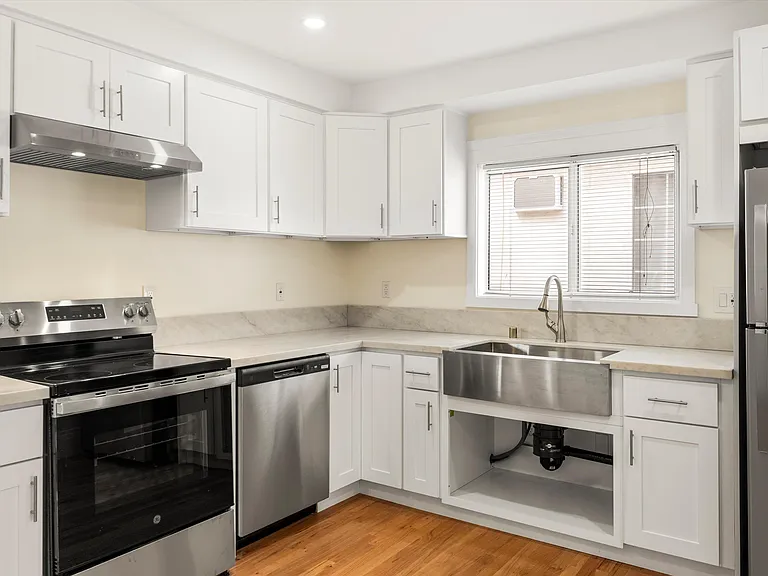 6190 Mesa Ave — Photo 27