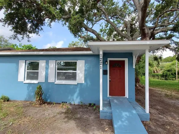 1221 30th St S, Saint Petersburg, FL 33712