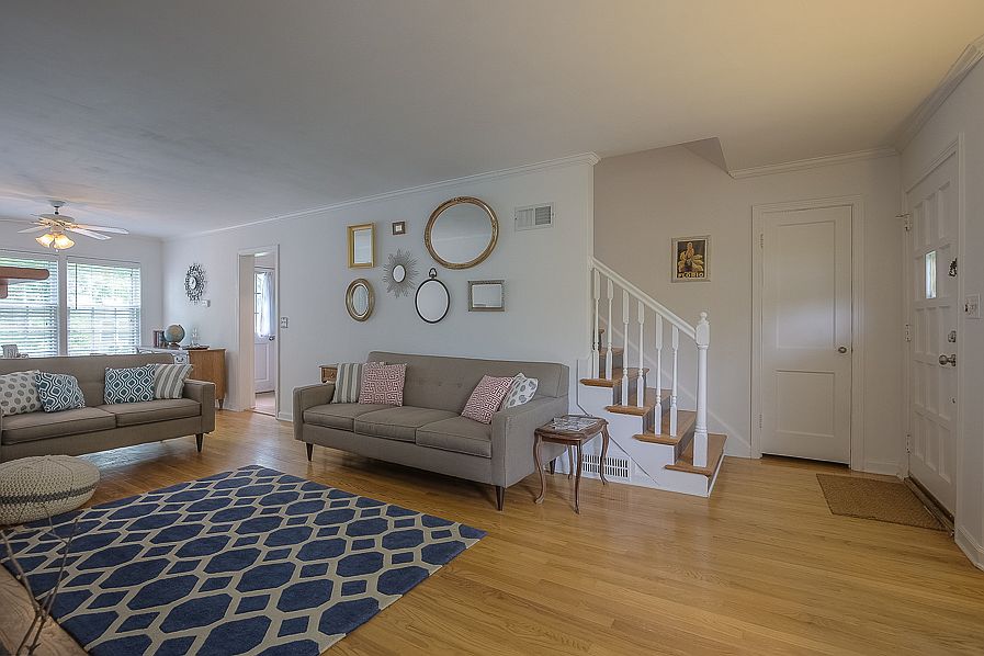 2nd image of 7230 Huntsmen Cir #5-D