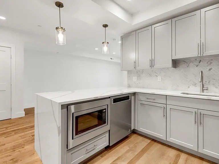 50 Hichborn St #310 — Photo 9