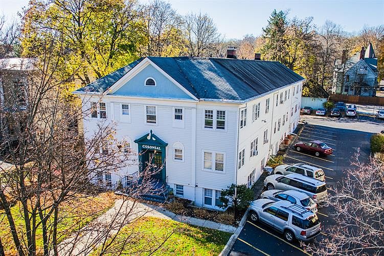 1st image of 311 Woodward Ave APT 3