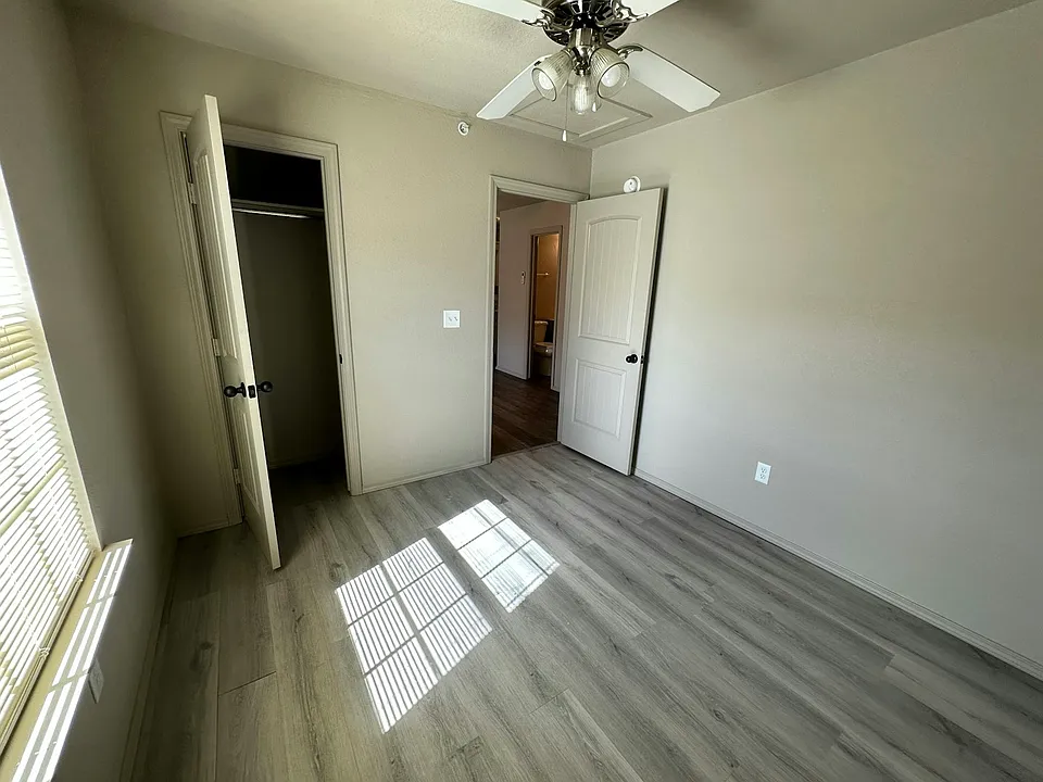 Front bedroom