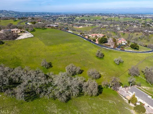 1855 Hanging Tree Ln, Templeton, CA 93465