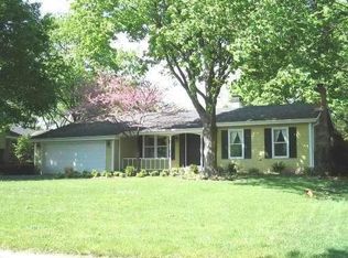 1806 Glencoe St, Wheaton, IL 60187