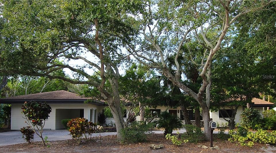 1st image of 5326 Calle Florida