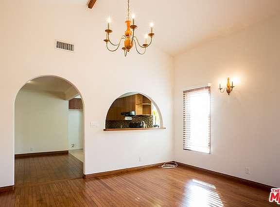 4th image of 3612 Greenfield Ave
