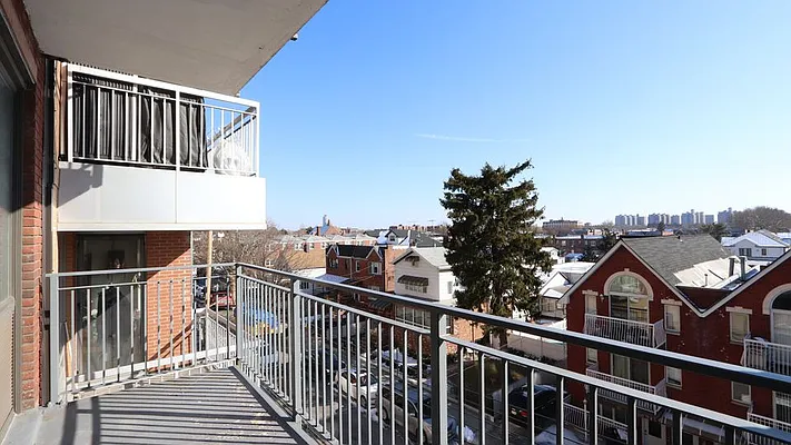 Rented by Nooklyn NYC LLC | media 1