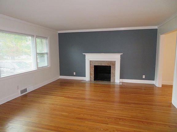 3rd image of 2632 McCoy Way