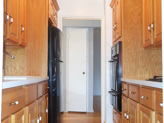 5th image of 98 Dehaven Dr APT 5D