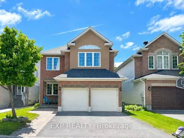 256 Scout St, Ottawa, ON K2C 4E6