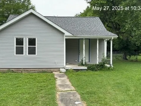 327 Illinois Ave, Sikeston, MO 63801