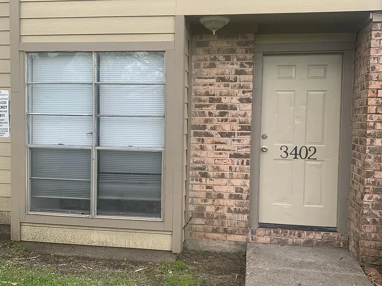 3402 Lantern Ln — Photo 1