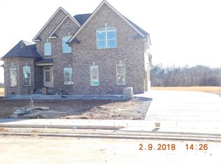 3017 Robinwood Dr, Murfreesboro, TN 37128