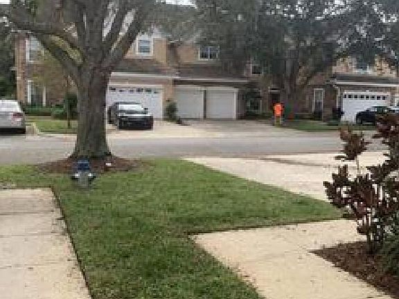 5th image of 7427 Green Tree Dr