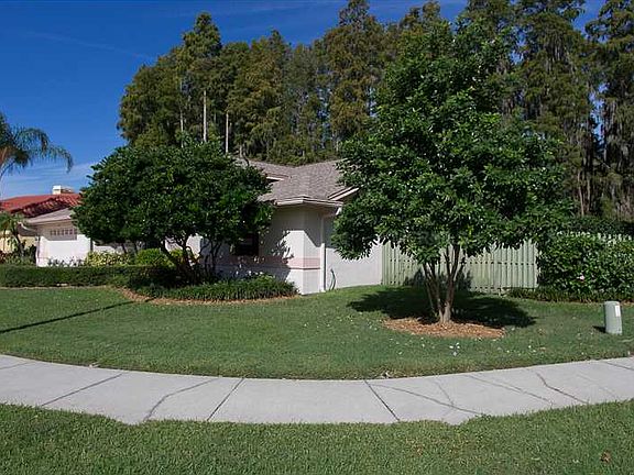 2nd image of 904 Kingscote Ct