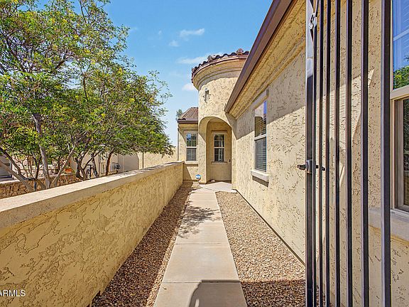 4th image of 16134 W MONTEROSA Street