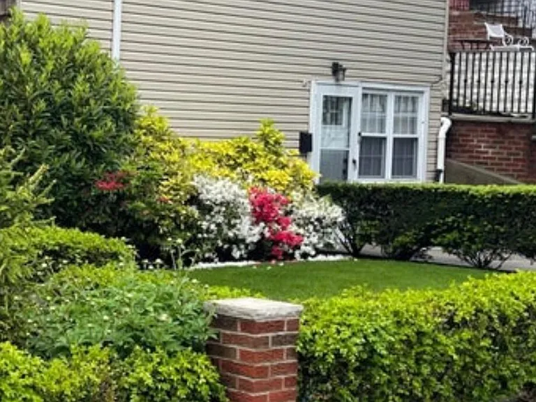 11 Lyman Ave #1 — Photo 2