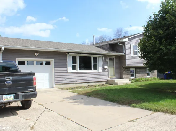 1065 Center Ave, Garner, IA 50438