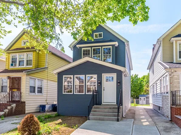 10916 221st Street, Queens Village, NY 11429