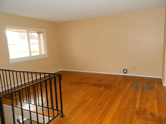 4th image of 5089 Jameson Dr
