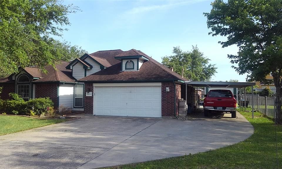 1st image of 2410 Lily Ln