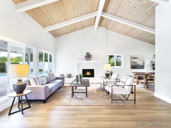 3563 Oak Cliff Dr, Fallbrook, CA 92028