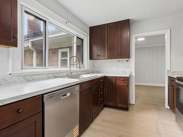 19 Magnolia Pl — Photo 14