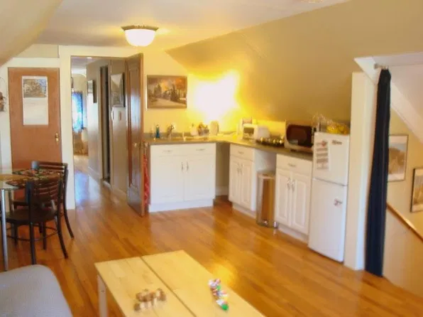 8 Jean Rd, Arlington, MA 02474