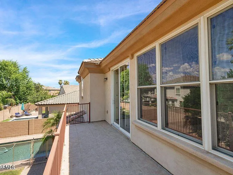 4590 E Waterman St — Photo 33