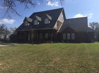 687 Wesley Chapel Rd, Perrin, TX 76458