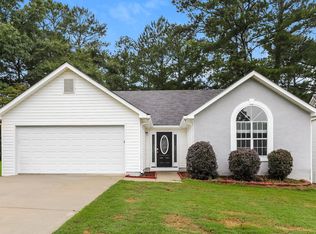 221 Eagles Crest Ct, McDonough, GA 30253