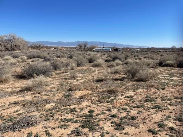 62 Ladera Rd, Belen, NM 87002