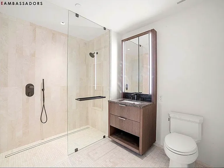 543 W 122nd St #8F — Photo 4