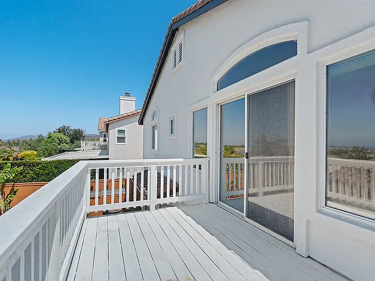 16375 Alipaz Ct — Photo 36