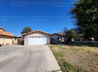 10112 Meacham Rd, Bakersfield, CA 93312