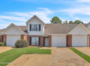 428 Woodlake Ln, Brandon, MS 39047