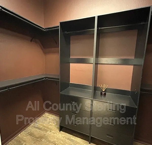 184 Birchmont Dr — Photo 23