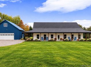 752 Leon Prall Rd, Otisco, IN 47163