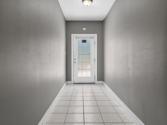 4th image of 101 Duncraig Dr Unit 204