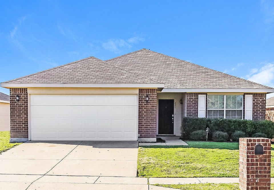 1st image of 421 Fawn Hill Dr
