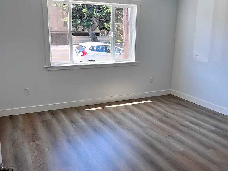 421 Central Ave — Photo 12