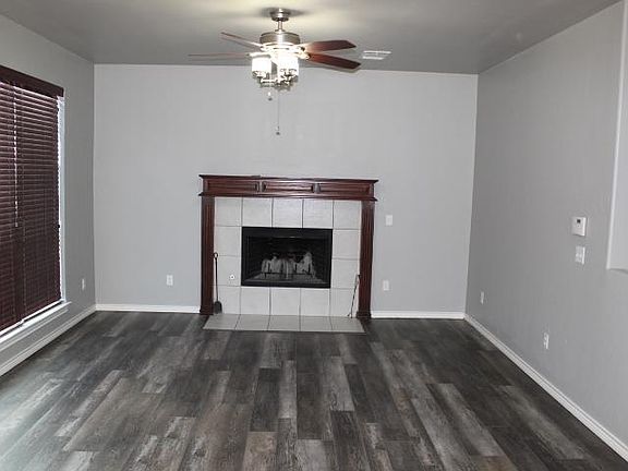 3rd image of 505 SW 121st Pl