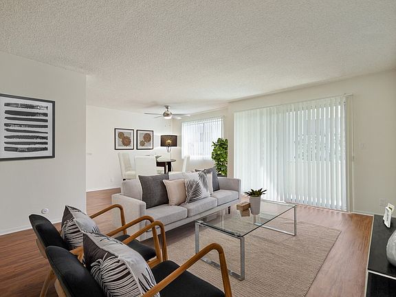 2nd image of 5320 Newcastle Ave APT 214