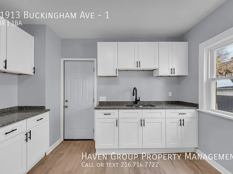11913 Buckingham Ave #1 — Photo 13