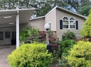 1661 Old Country Rd UNIT 120, Riverhead, NY 11901