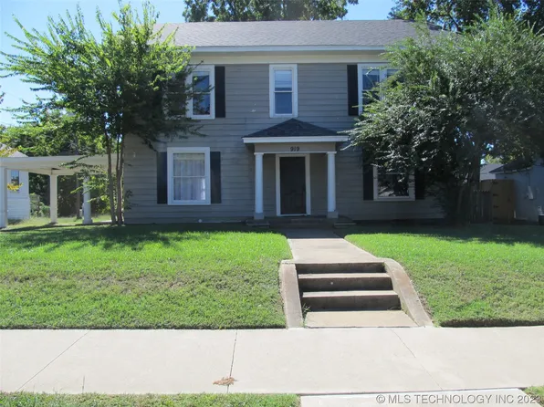 919 W Cedar St, Durant, OK 74701