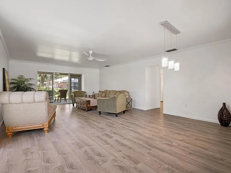 4212 Center Gate Ln #2 — Photo 3