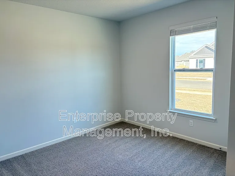 250 Kipling Dr — Photo 6