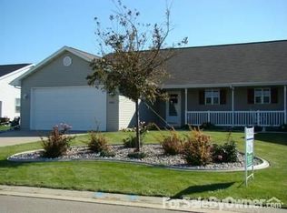 2343 Spring Meadow Dr UNIT 1, Neenah, WI 54956